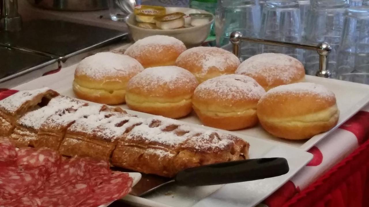 Augusta Albergo B&B Camogli Luaran gambar